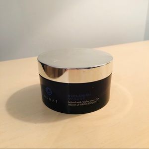 Monat Replenish Masque🖤